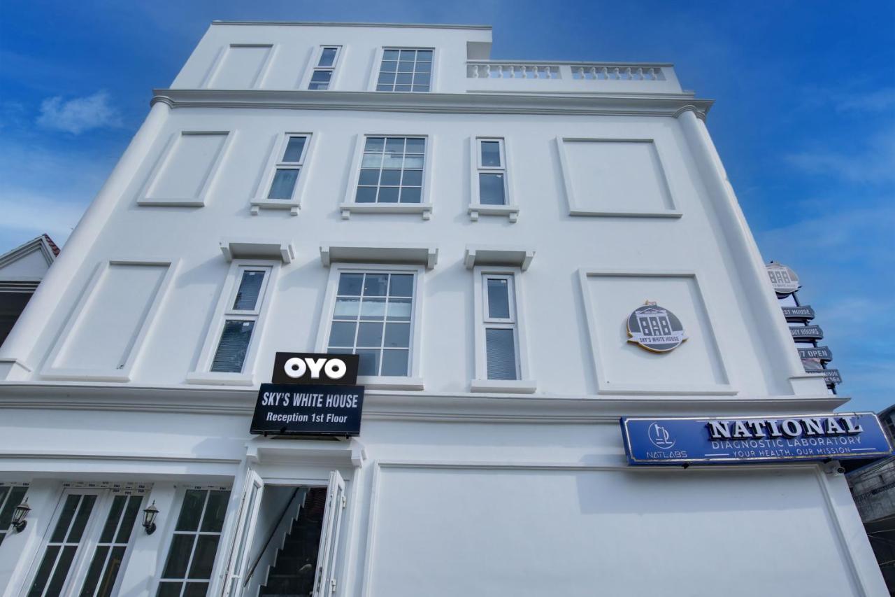 Hotel O Sky White House Лудхиана Экстерьер фото