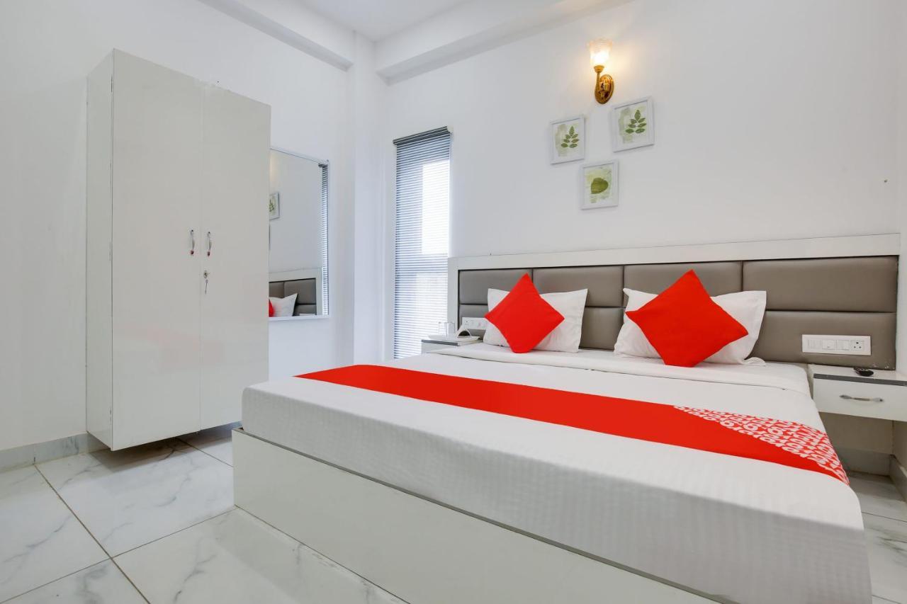 Hotel O Sky White House Лудхиана Экстерьер фото